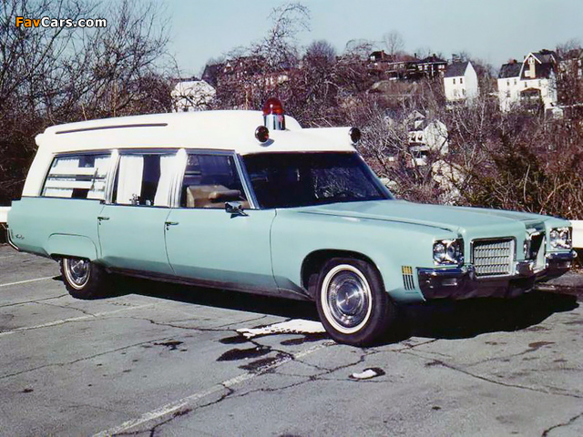 Photos of Cotner-Bevington Oldsmobile Cotington Ambulance 1971 (640 x 480)