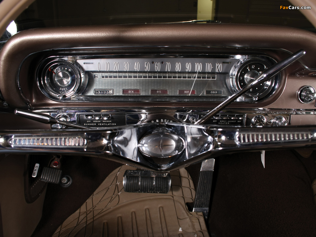 Pictures of Oldsmobile 98 2-door Holiday Hardtop (3837) 1960 (1024 x 768)