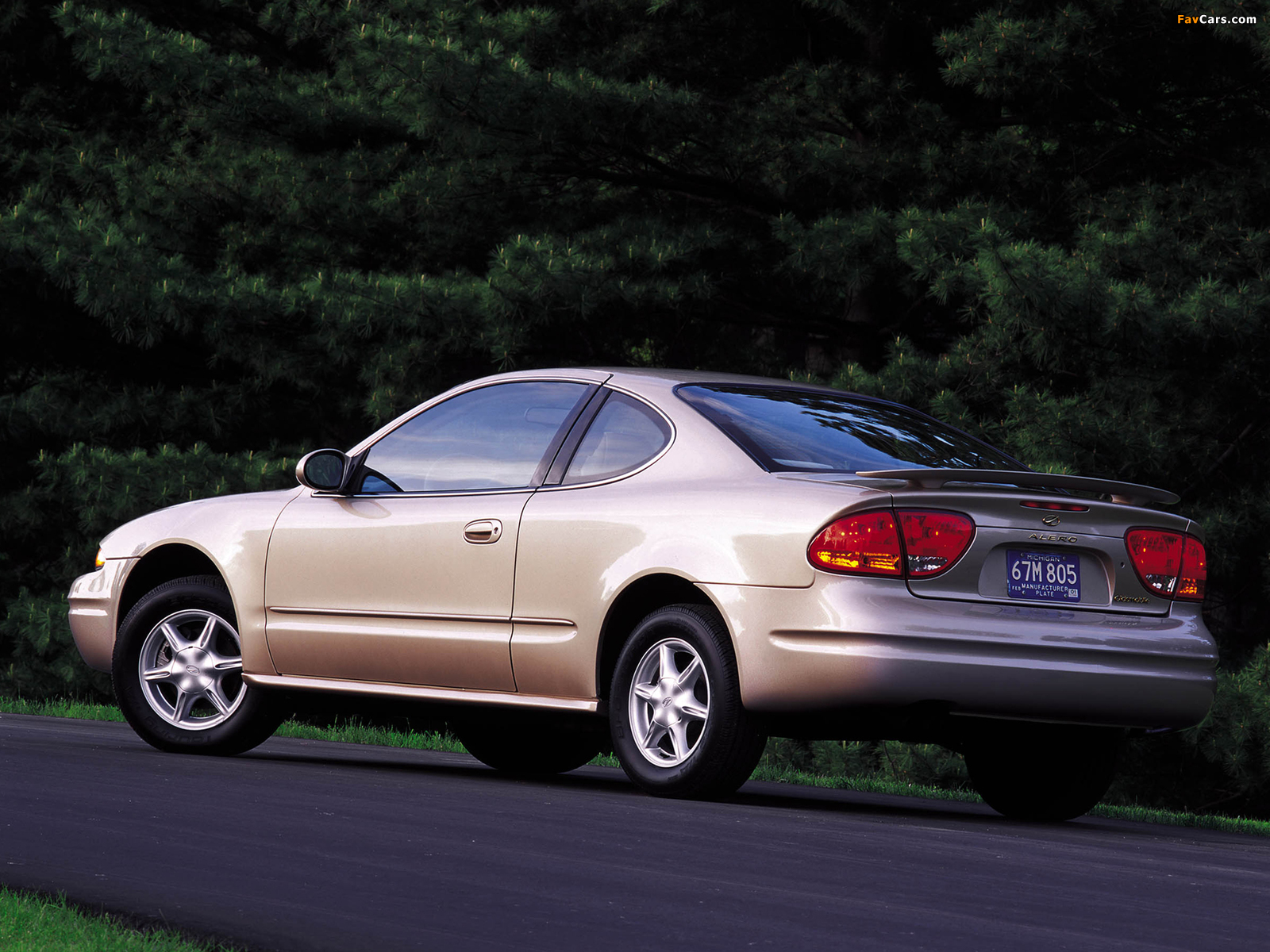 Photos of Oldsmobile Alero Coupe 1998–2004 (1600 x 1200)