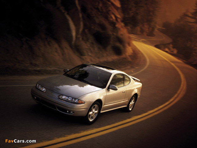 Pictures of Oldsmobile Alero Coupe 1998–2004 (640 x 480)