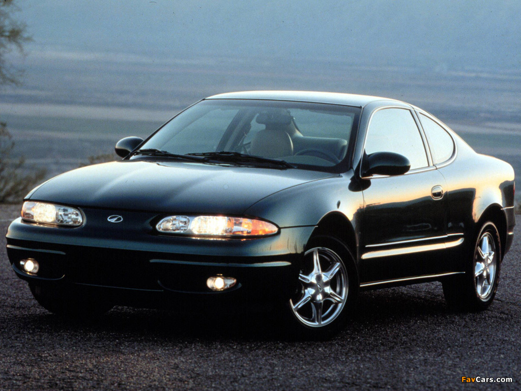 Oldsmobile Alero Coupe 1998–2004 wallpapers (1024 x 768)