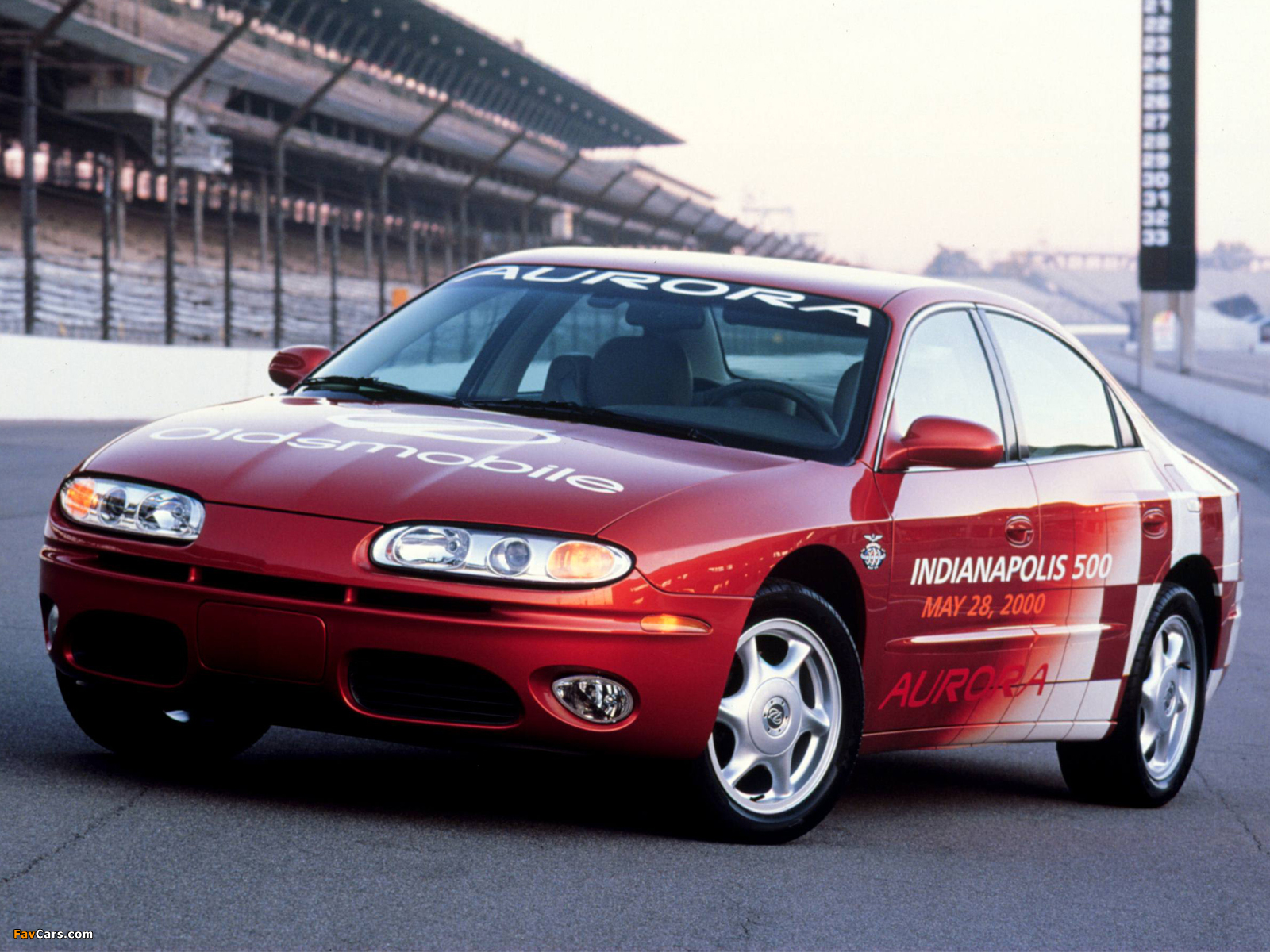 Images of Oldsmobile Aurora Indy 500 Pace Car 2000 (1600 x 1200)