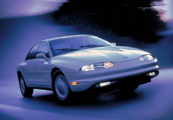 Oldsmobile Aurora 1995–99 photos