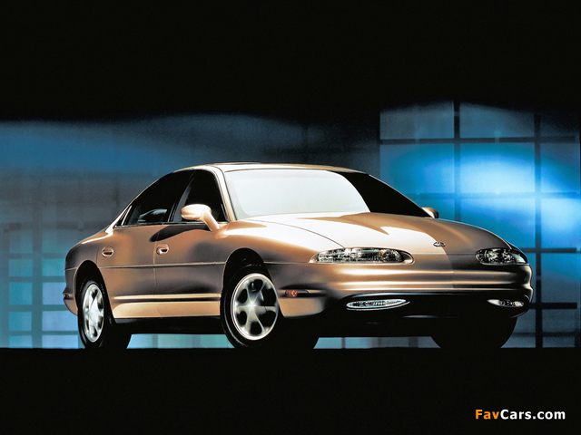 Photos of Oldsmobile Aurora 1994–99 (640 x 480)