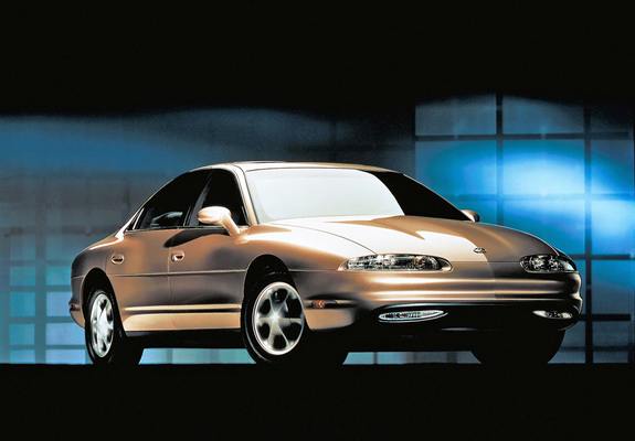 Photos of Oldsmobile Aurora 1994–99