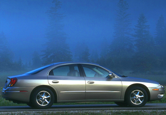 Photos of Oldsmobile Aurora 2000–03