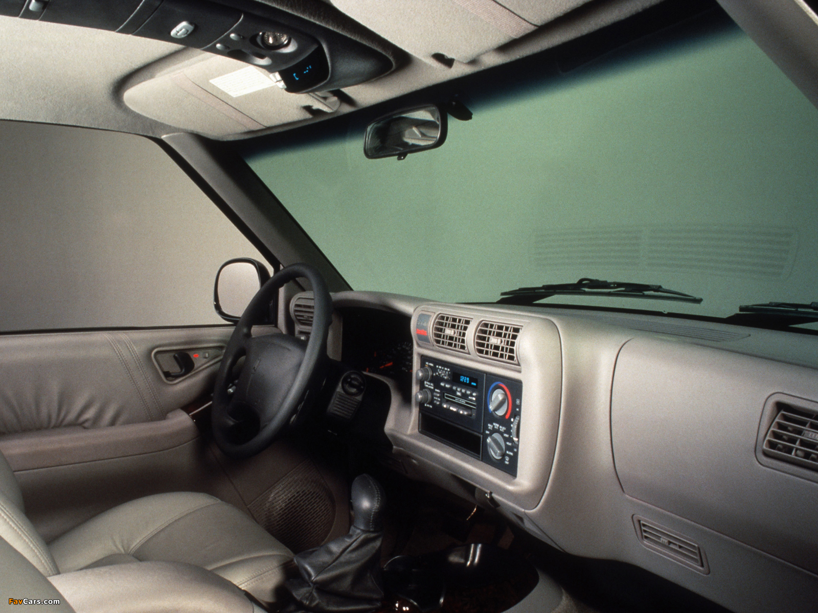 Images of Oldsmobile Bravada 1995–98 (1600 x 1200)