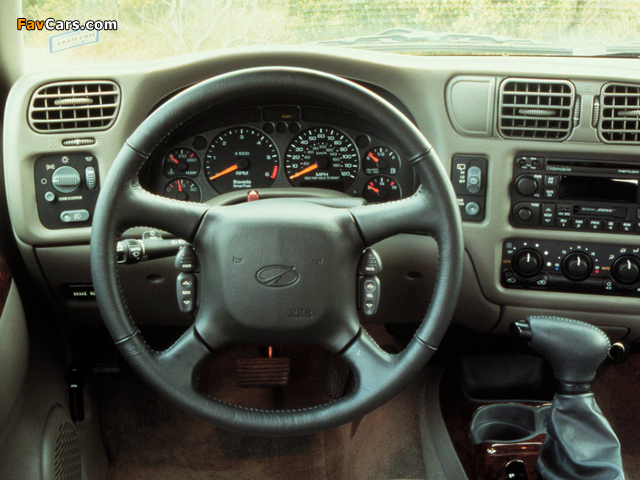 Oldsmobile Bravada 1998–2001 pictures (640 x 480)