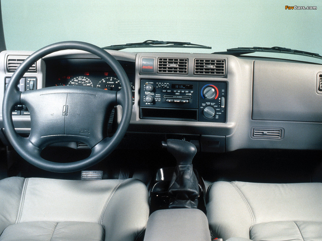 Oldsmobile Bravada 1995–98 wallpapers (1024 x 768)