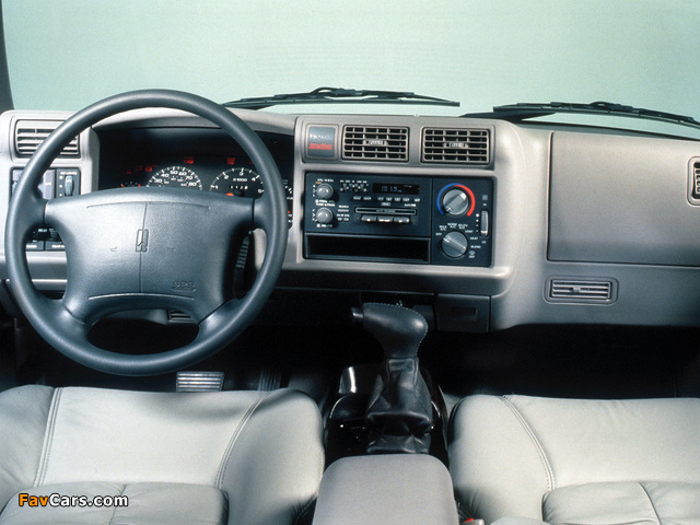 Oldsmobile Bravada 1995–98 wallpapers (640 x 480)