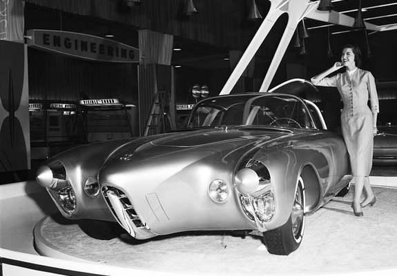 Photos of Oldsmobile Golden Rocket Concept Car 1956