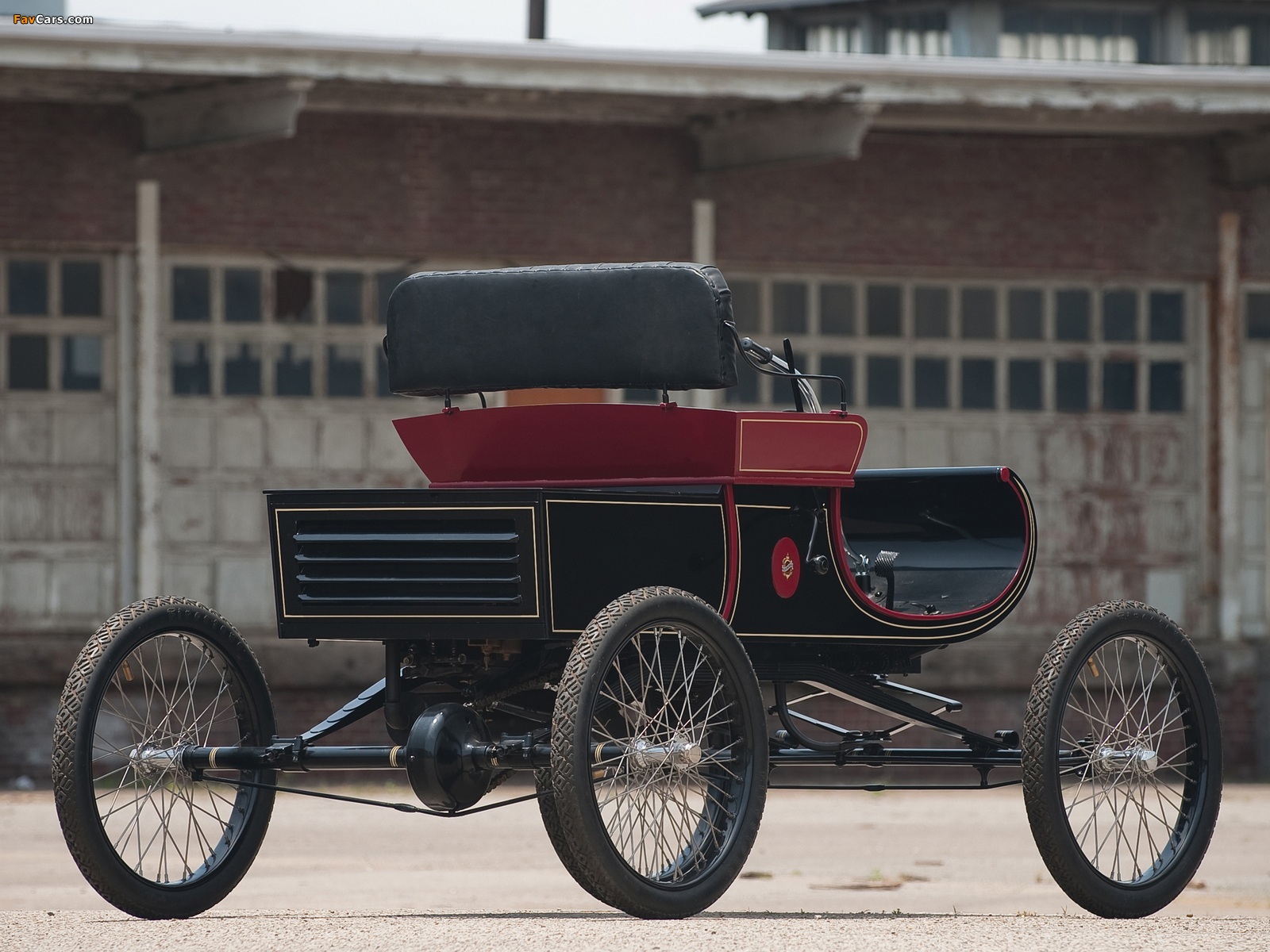 Images of Oldsmobile Model R Curved Dash Runabout 1901–03 (1600 x 1200)