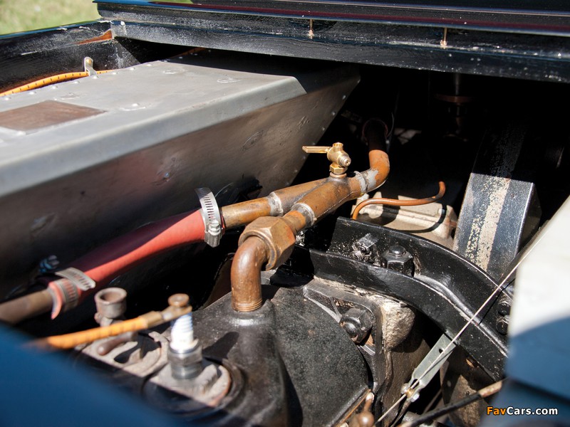 Photos of Oldsmobile Model B Curved Dash Runabout 1905 (800 x 600)