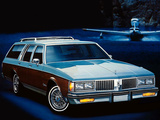 Oldsmobile Custom Cruiser 1987 images