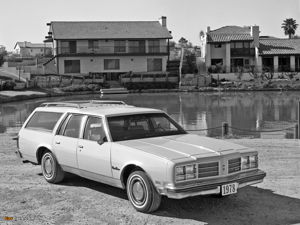 Oldsmobile Custom Cruiser 1978 photos (1024 x 768)