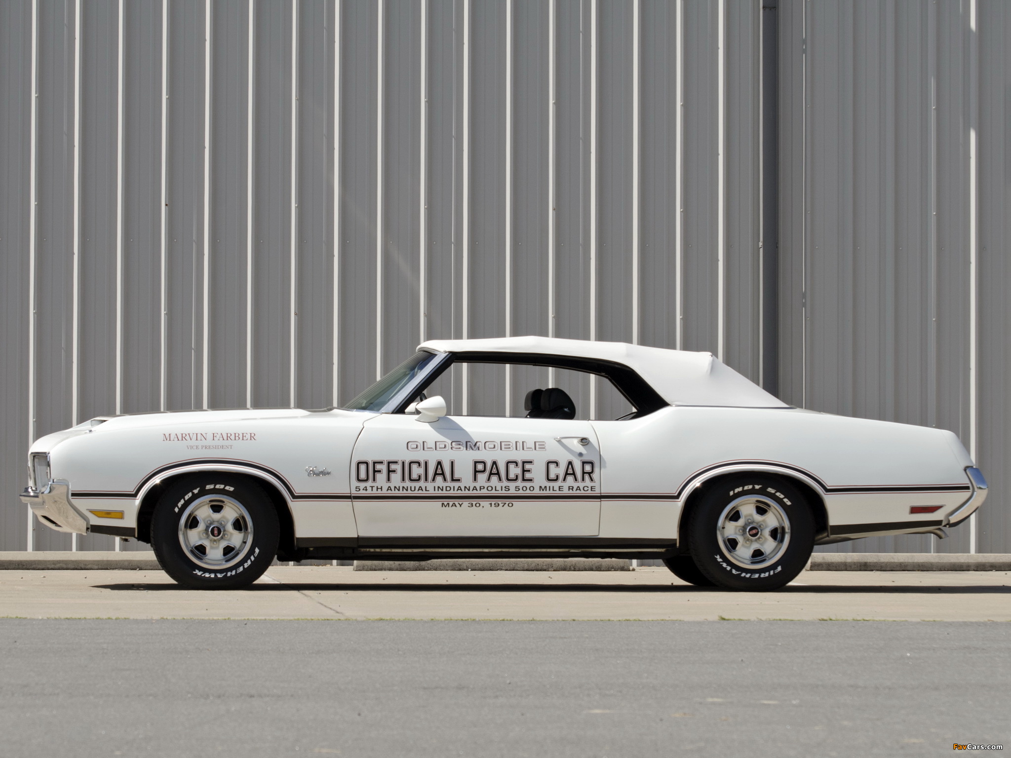 Images of Oldsmobile Cutlass Supreme Convertible Indy 500 Pace Car (4267) 1970 (2048 x 1536)