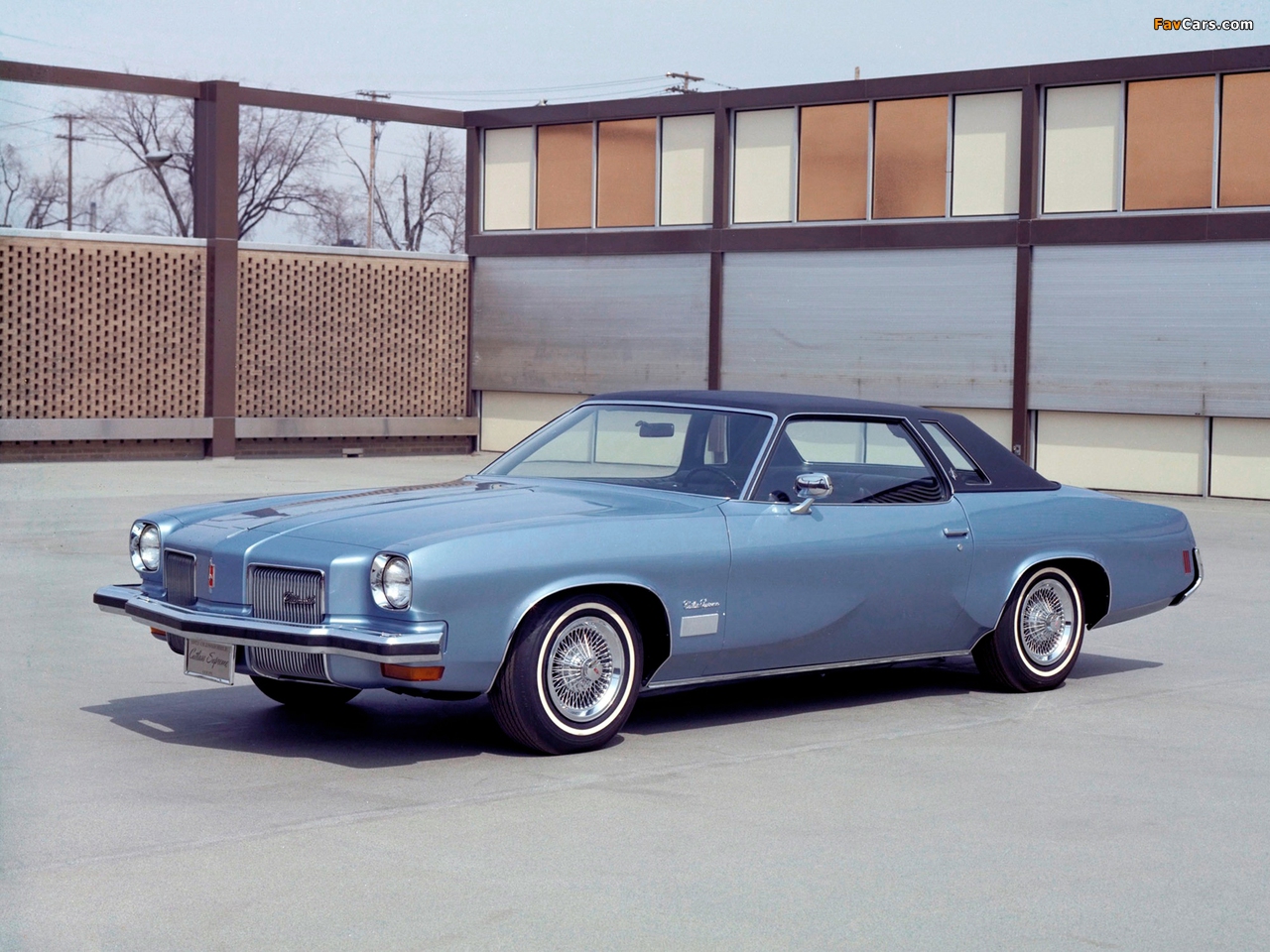 Images of Oldsmobile Cutlass Supreme Colonnade Hardtop Coupe (J57) 1973 (1280 x 960)