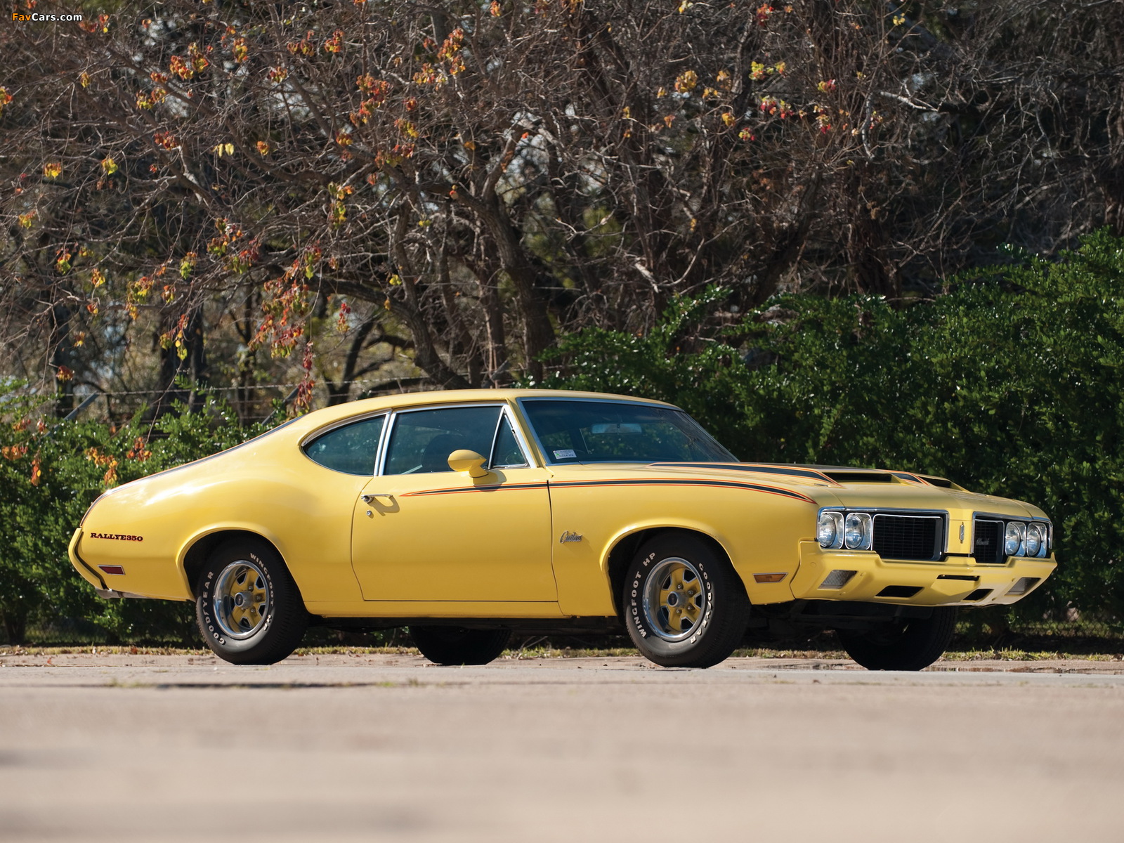 Oldsmobile Cutlass Rallye 350 Sport Coupe 1970 pictures (1600 x 1200)