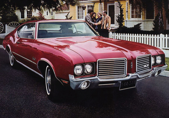 Oldsmobile Cutlass S Holiday Coupe (CS-G87) 1972 images