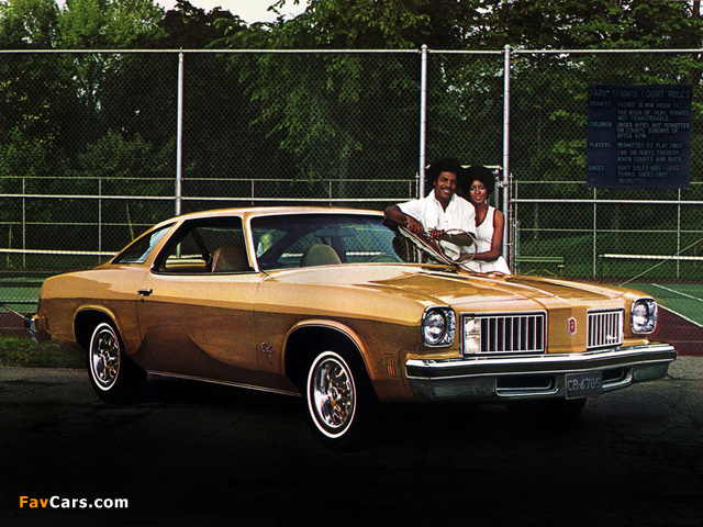 Oldsmobile Cutlass S Coupe 1975 photos (640 x 480)