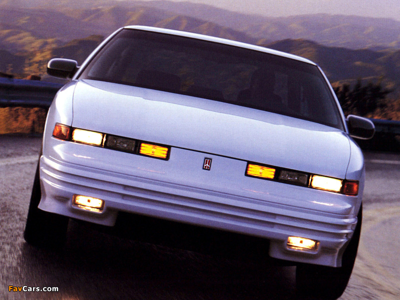 Oldsmobile Cutlass Supreme 1991–95 photos (800 x 600)