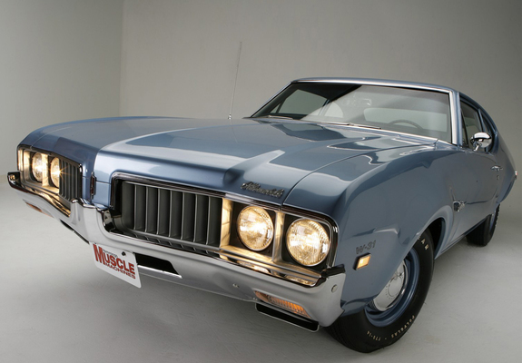 Photos of Oldsmobile Cutlass W-31 Sport Coupe 1969