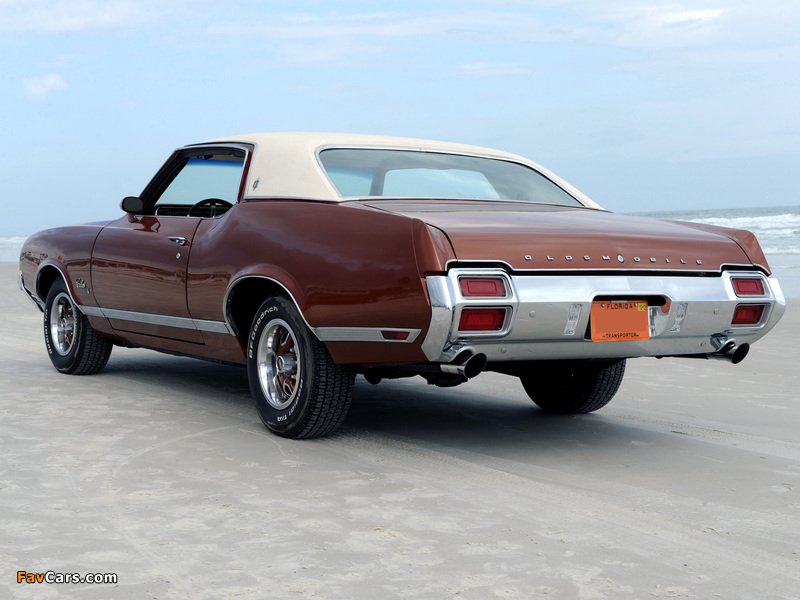 Photos of Oldsmobile Cutlass Supreme SX Holiday Coupe (4257) 1971 (800 x 600)