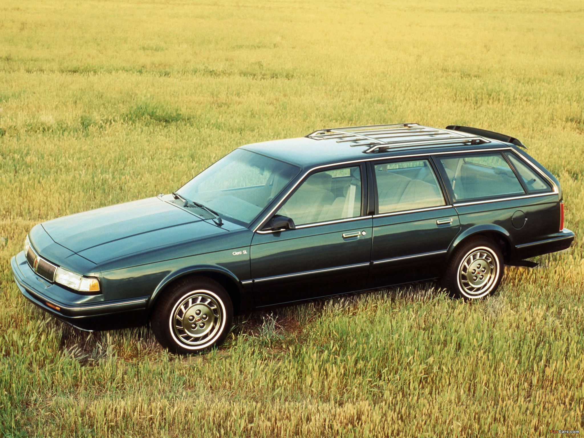 Photos of Oldsmobile Cutlass Ciera Wagon 1989–96 (2048 x 1536)
