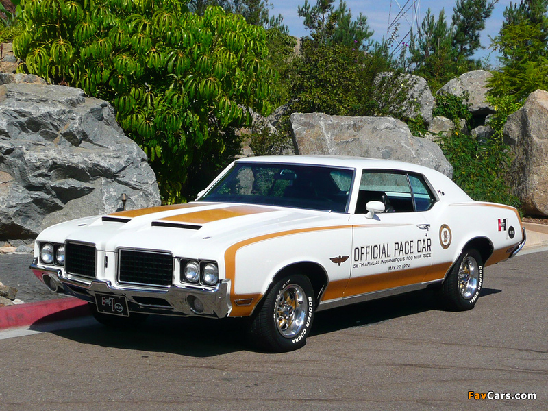 Pictures of Hurst/Olds Cutlass Supreme Hardtop Coupe Indy 500 Pace Car 1972 (800 x 600)