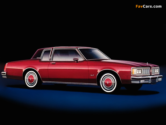 Photos of Oldsmobile Delta 88 Holiday Coupe 1980–84 (640 x 480)
