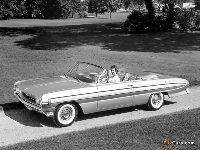 Photos of Oldsmobile Dynamic 88 Convertible (3267) 1961 (640 x 480)