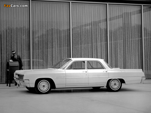 Oldsmobile Dynamic 88 4-door Celebrity Sedan (3269) 1963 wallpapers (640 x 480)