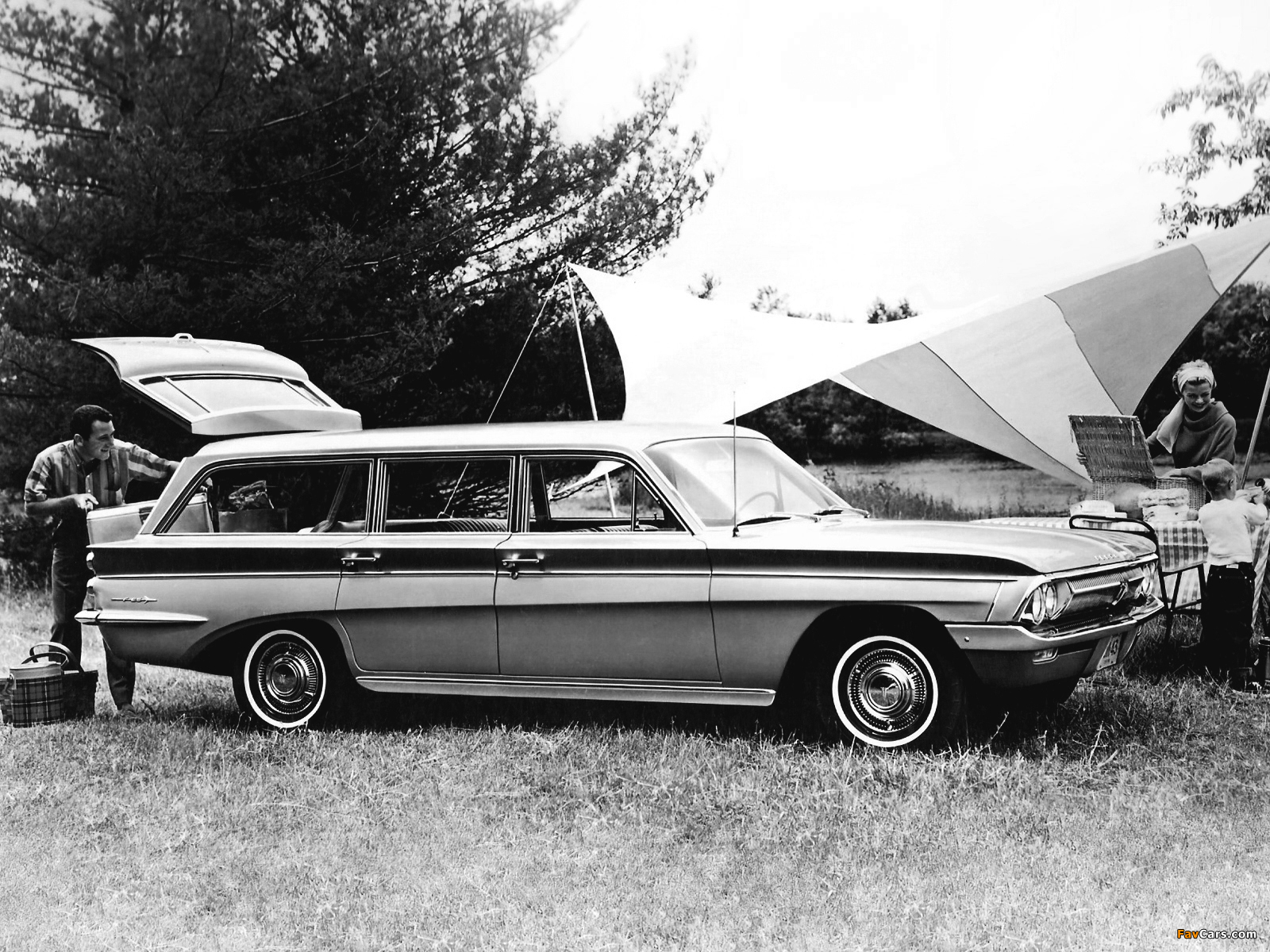 Oldsmobile F-85 Station Wagon 1961 photos (1600 x 1200)