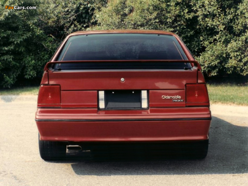 Photos of Oldsmobile FE3-X Firenza Concept 1985 (800 x 600)