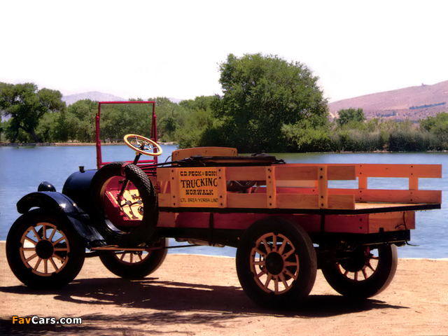 Oldsmobile Flatbed 1916 pictures (640 x 480)