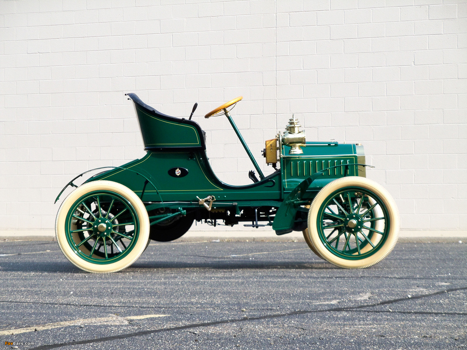 Images of Oldsmobile French Front Touring Runabout 1904 (1600 x 1200)