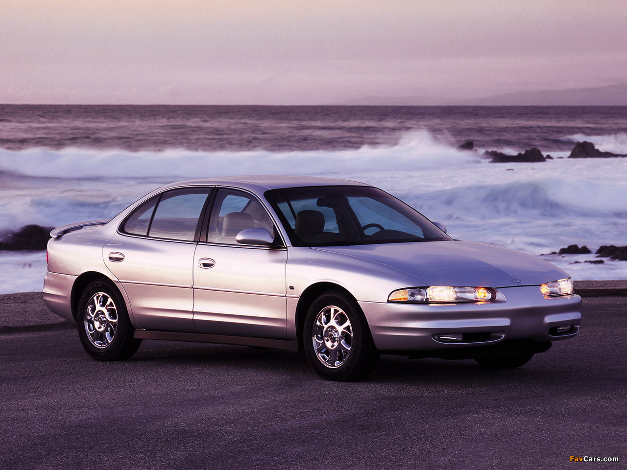 Images of Oldsmobile Intrigue 1998–2002 (1280 x 960)
