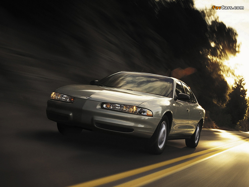 Oldsmobile Intrigue 1998–2002 pictures (800 x 600)