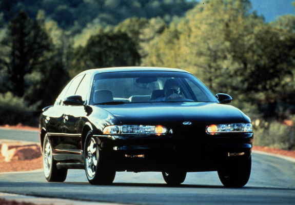 Photos of Oldsmobile Intrigue 1998–2002