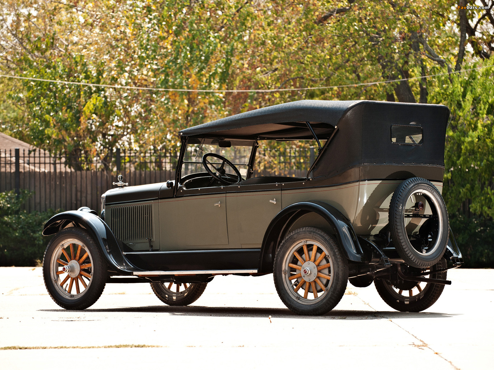 Oldsmobile Model 30-D Touring 1926 pictures (1600 x 1200)