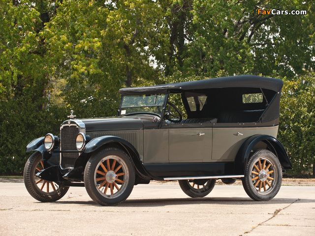 Pictures of Oldsmobile Model 30-D Touring 1926 (640 x 480)