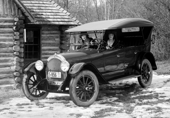 Images of Oldsmobile Model 45 Touring 1917–18