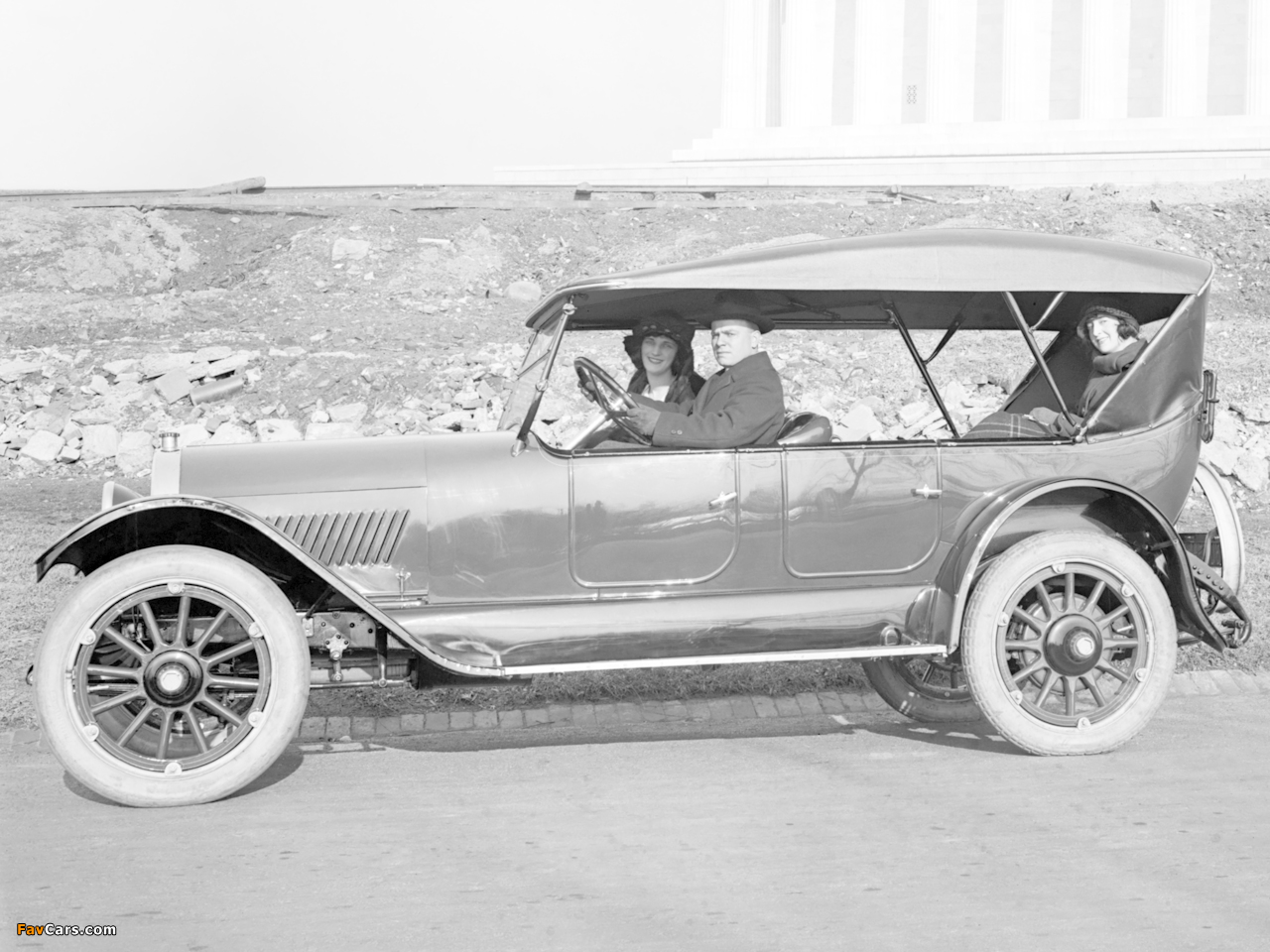 Oldsmobile Model 45 Touring 1917–18 photos (1280 x 960)