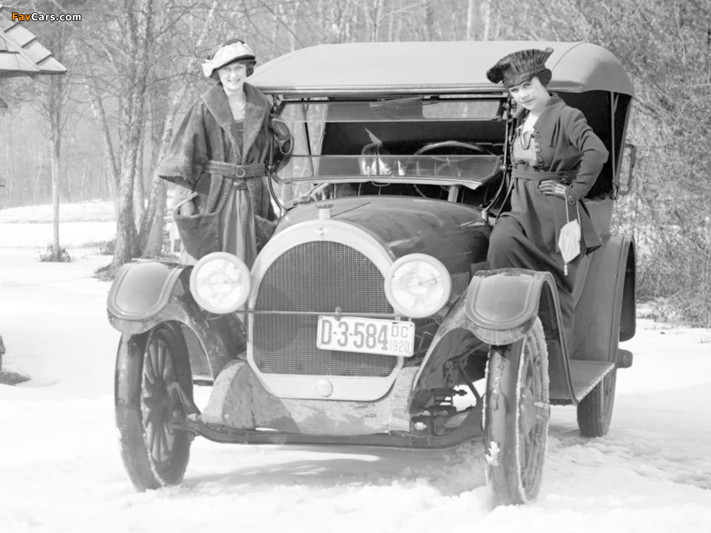Photos of Oldsmobile Model 45 Touring 1917–18 (1024 x 768)