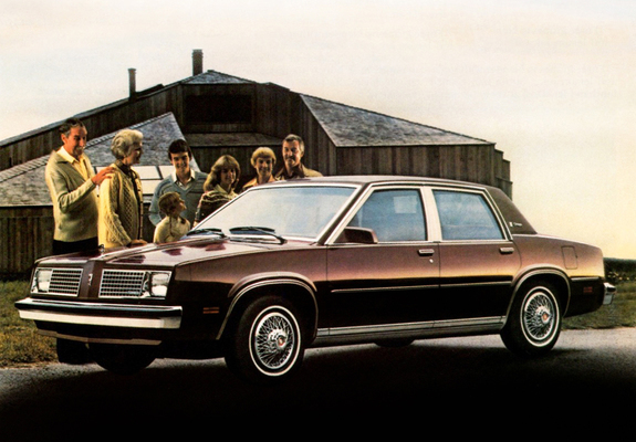Images of Oldsmobile Omega Sedan 1983