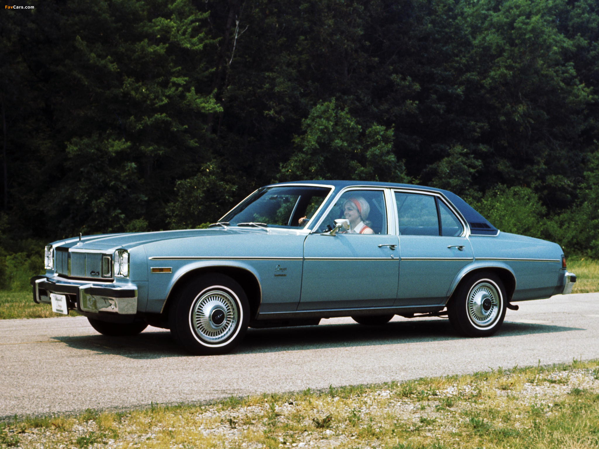 Pictures of Oldsmobile Omega Brougham Sedan (E69) 1976 (2048 x 1536)