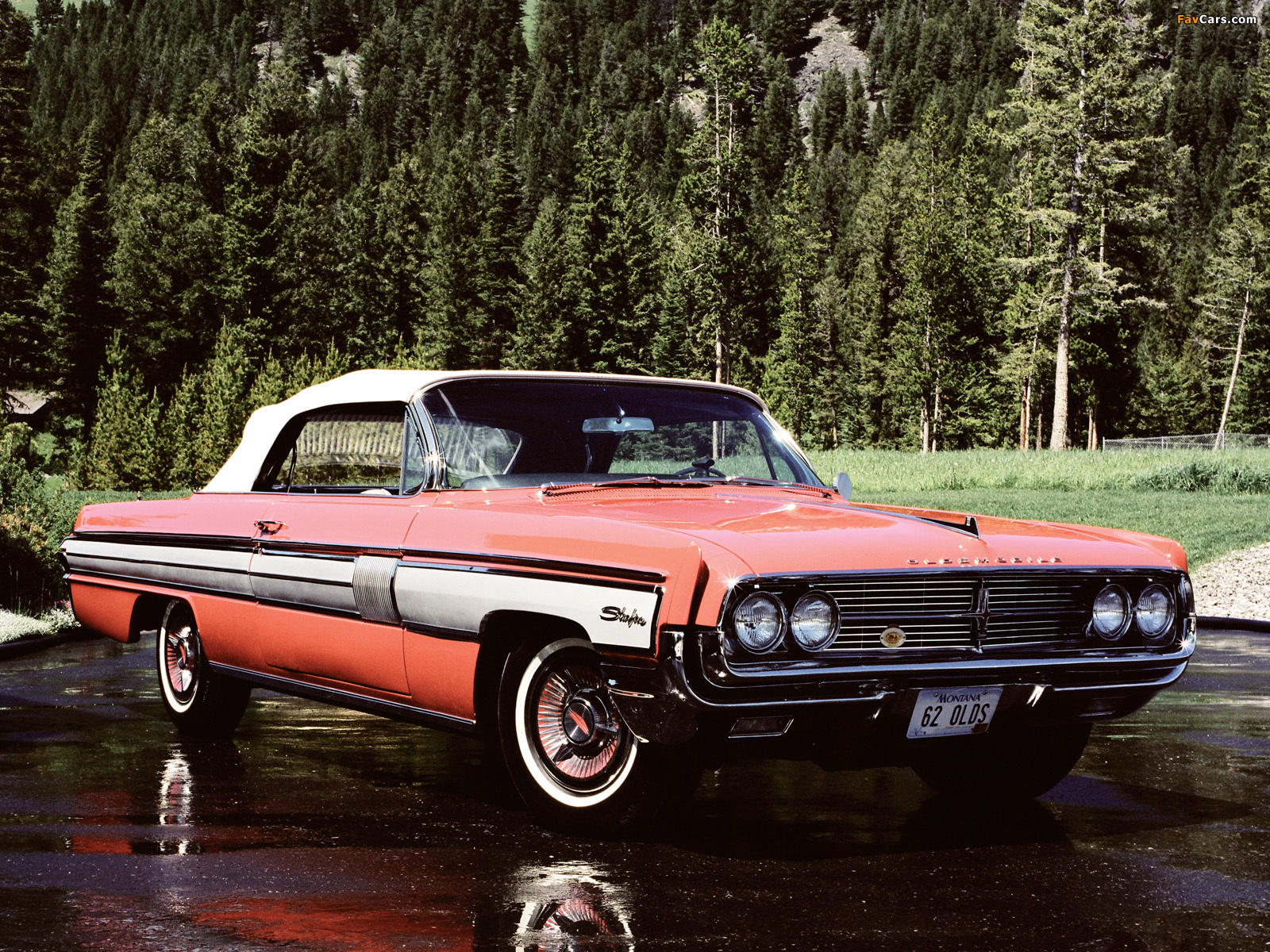 Images of Oldsmobile Starfire Convertible 1962 (1600 x 1200)