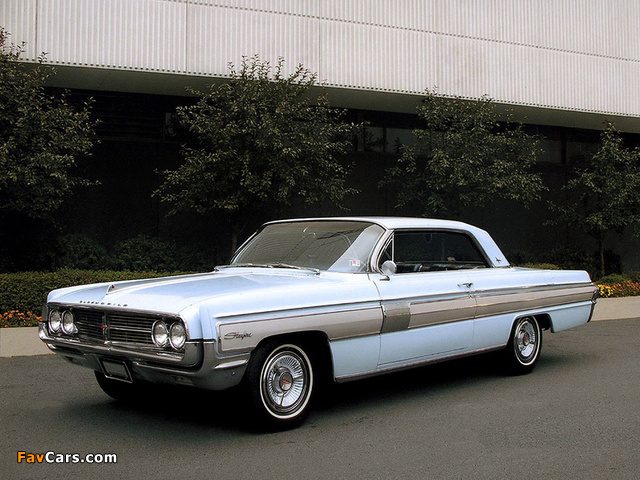 Oldsmobile Starfire Hardtop Coupe 1962 wallpapers (640 x 480)