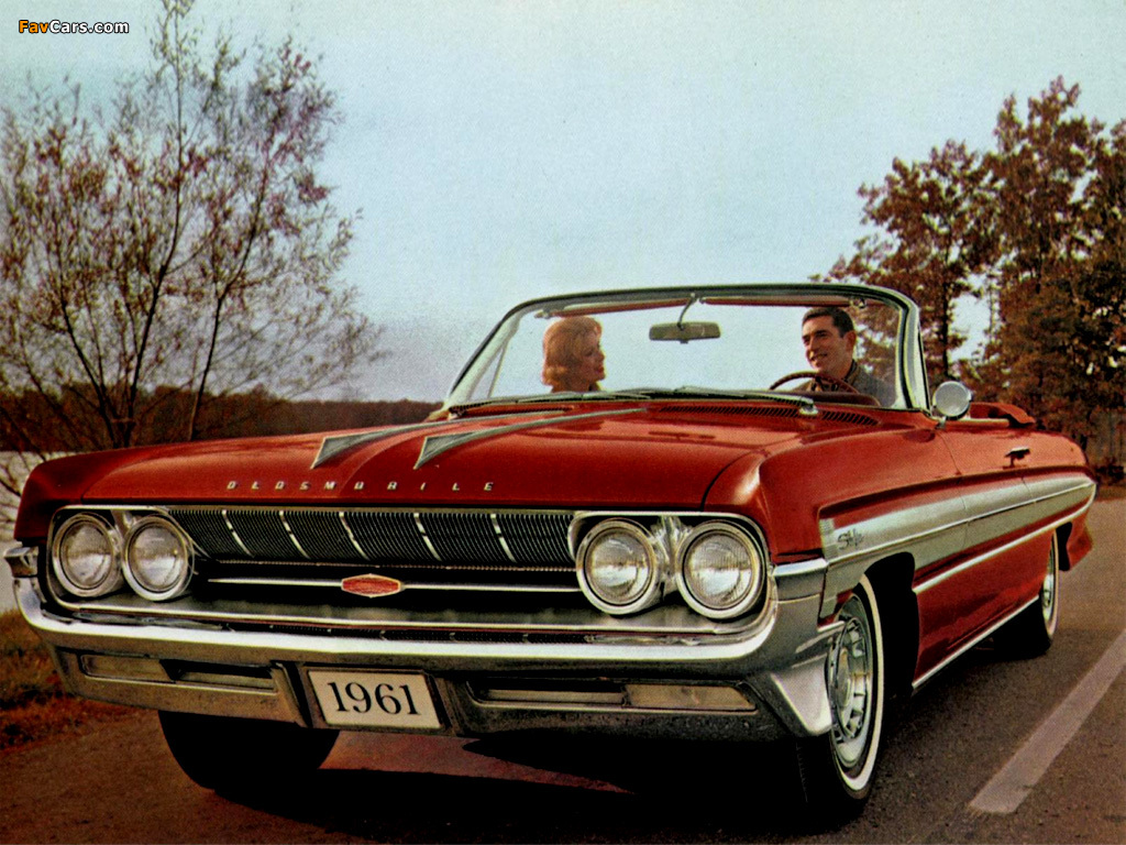 Photos of Oldsmobile Starfire Convertible 1961 (1024 x 768)