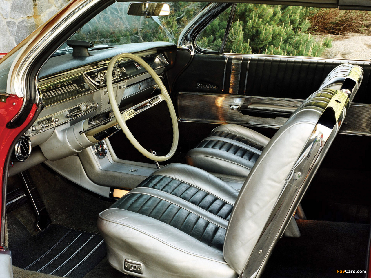 Photos of Oldsmobile Starfire Convertible 1962 (1280 x 960)